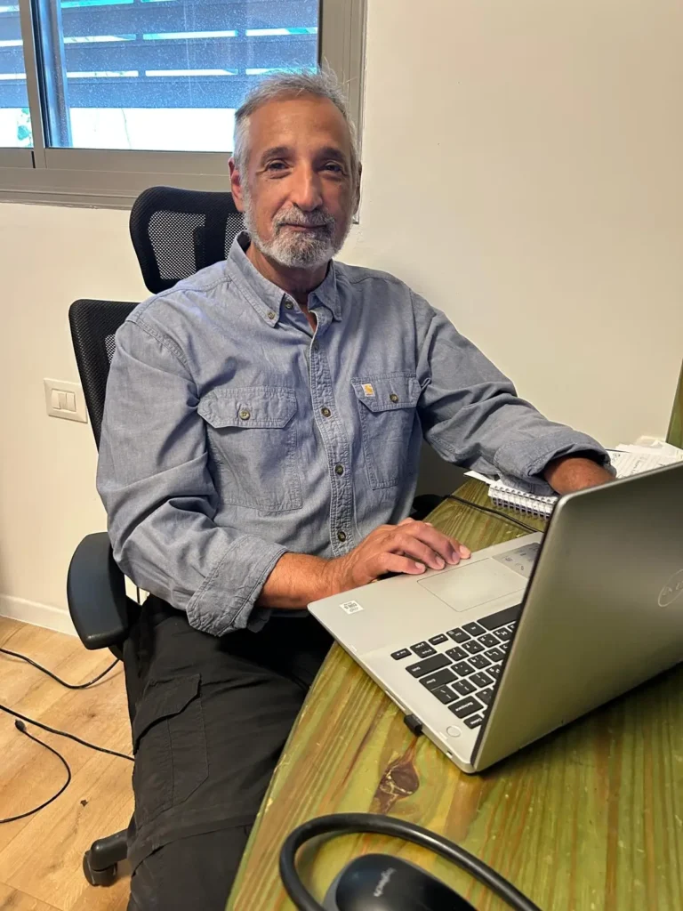 Dr Mel Litman